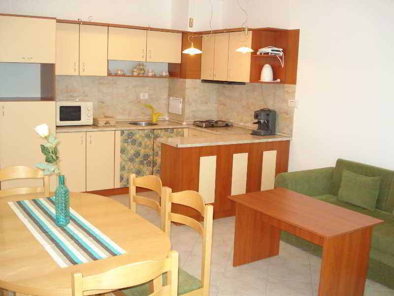 Tsb Sun Coast Apartments สวิติ วลัส ภายนอก รูปภาพ