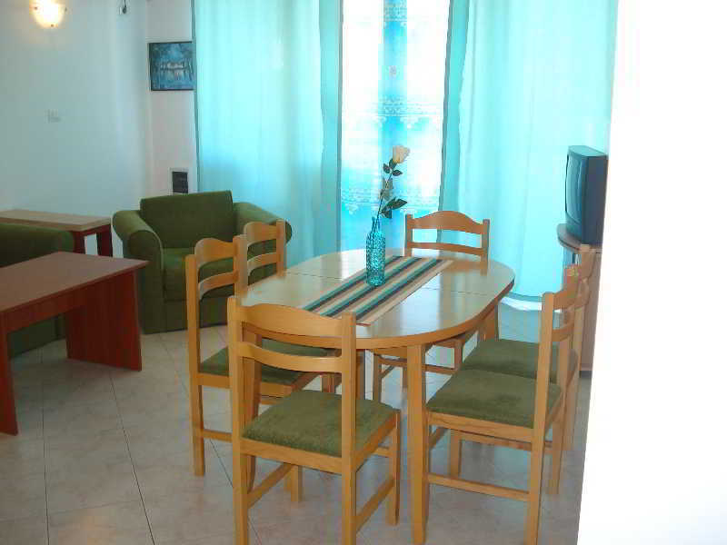 Tsb Sun Coast Apartments สวิติ วลัส ภายนอก รูปภาพ