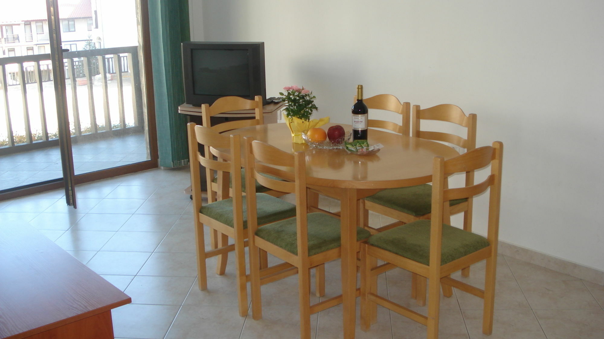 Tsb Sun Coast Apartments สวิติ วลัส ภายนอก รูปภาพ